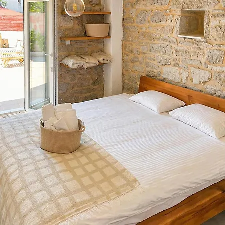 Awesome In Holiday home Bobodol